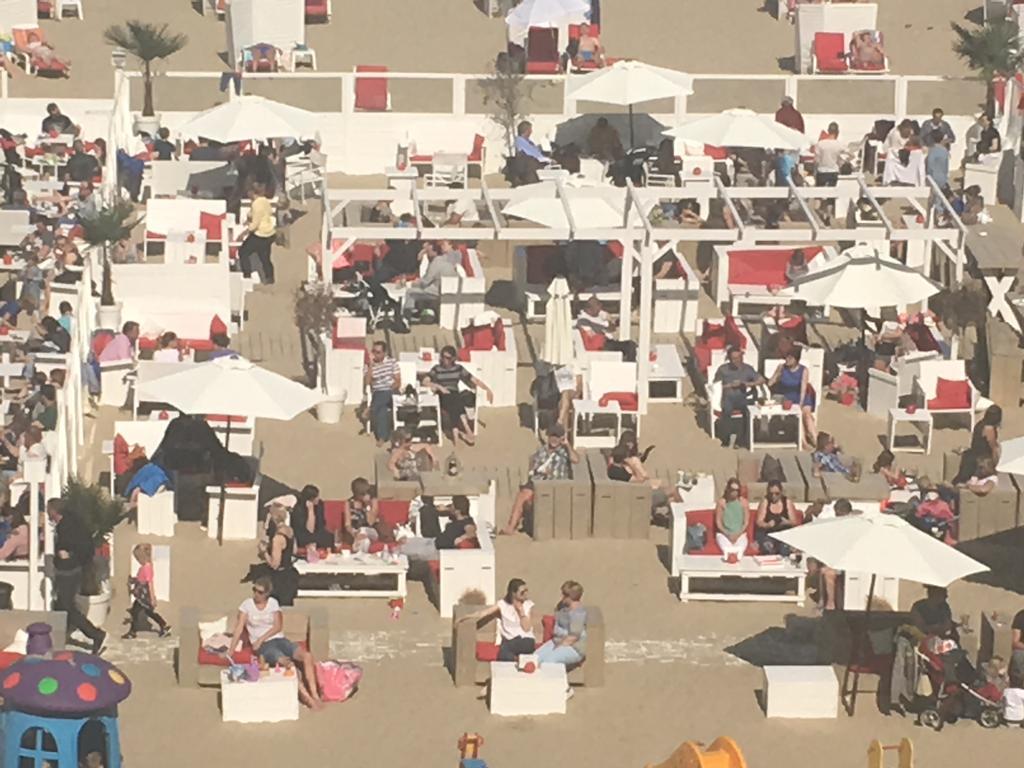 Apartment Beach Blankenberge Bagian luar foto